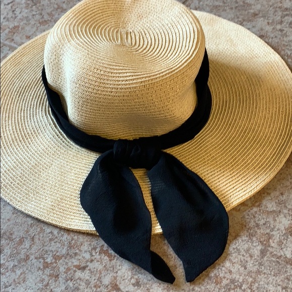 Anne Taylor packable sun hat - Picture 5 of 8